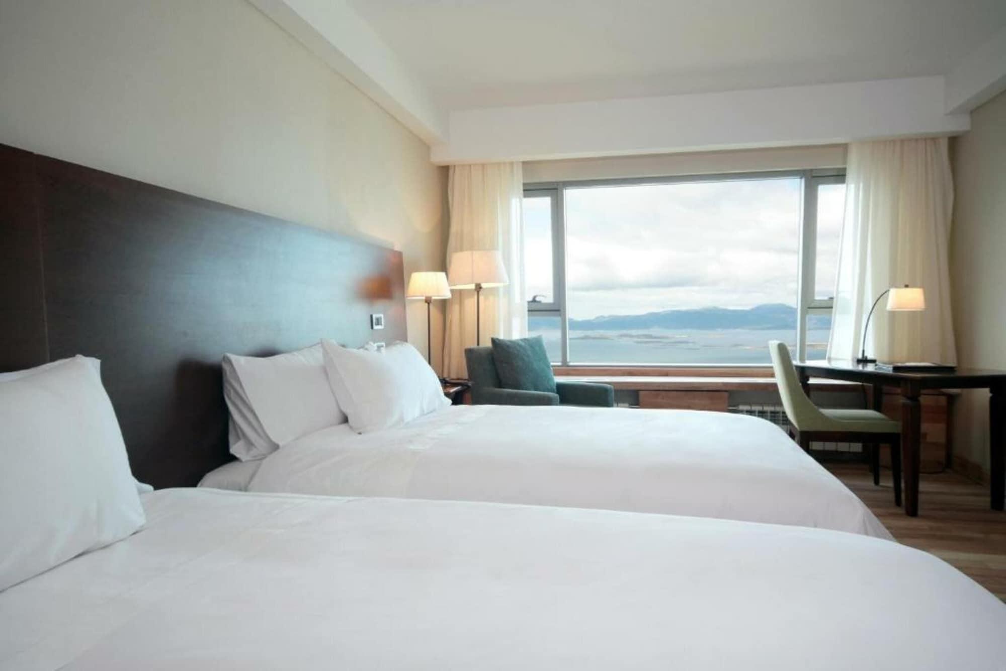 Arakur Ushuaia Resort & Spa Εξωτερικό φωτογραφία A room at the hotel