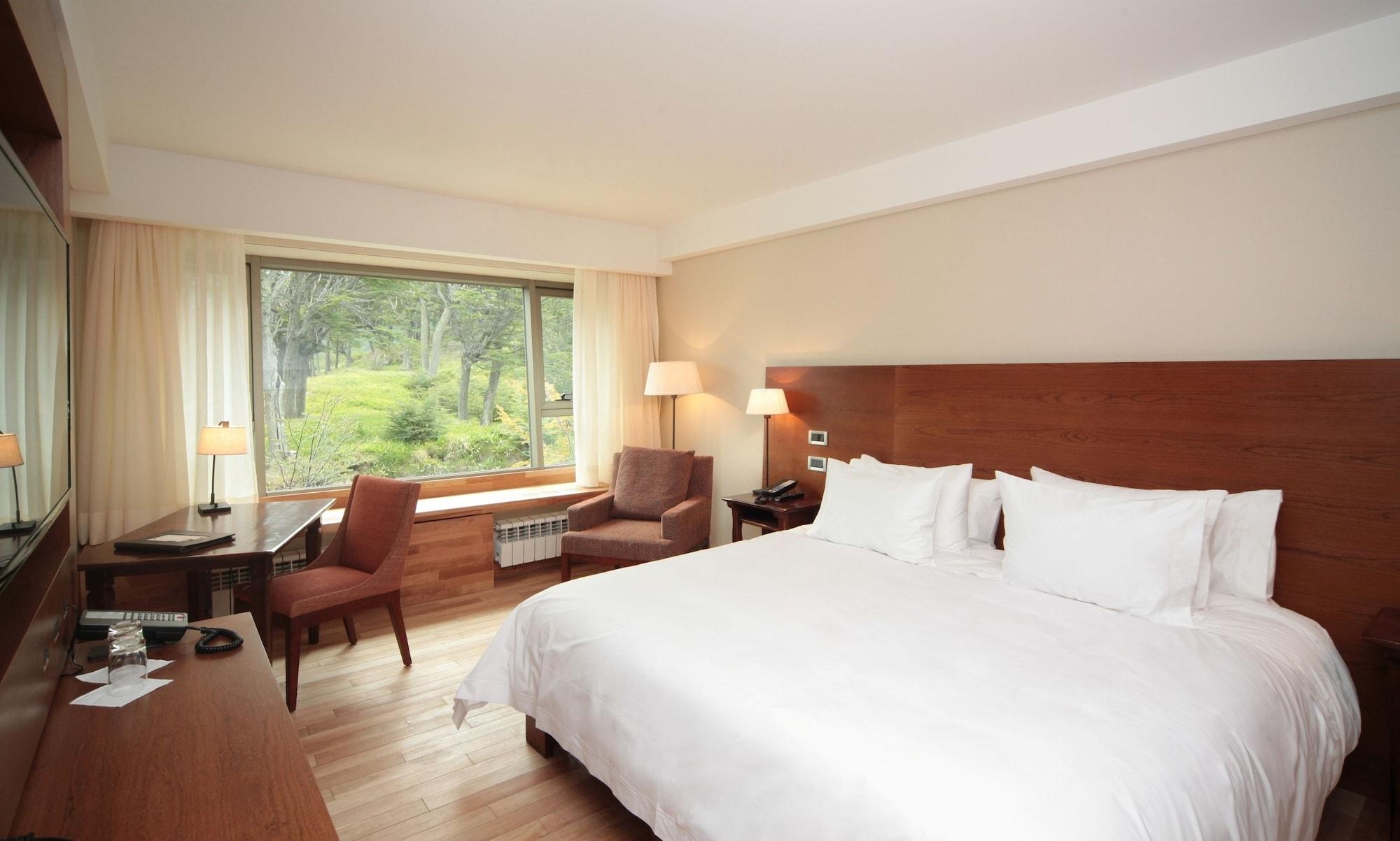 Arakur Ushuaia Resort & Spa Εξωτερικό φωτογραφία A room at the hotel