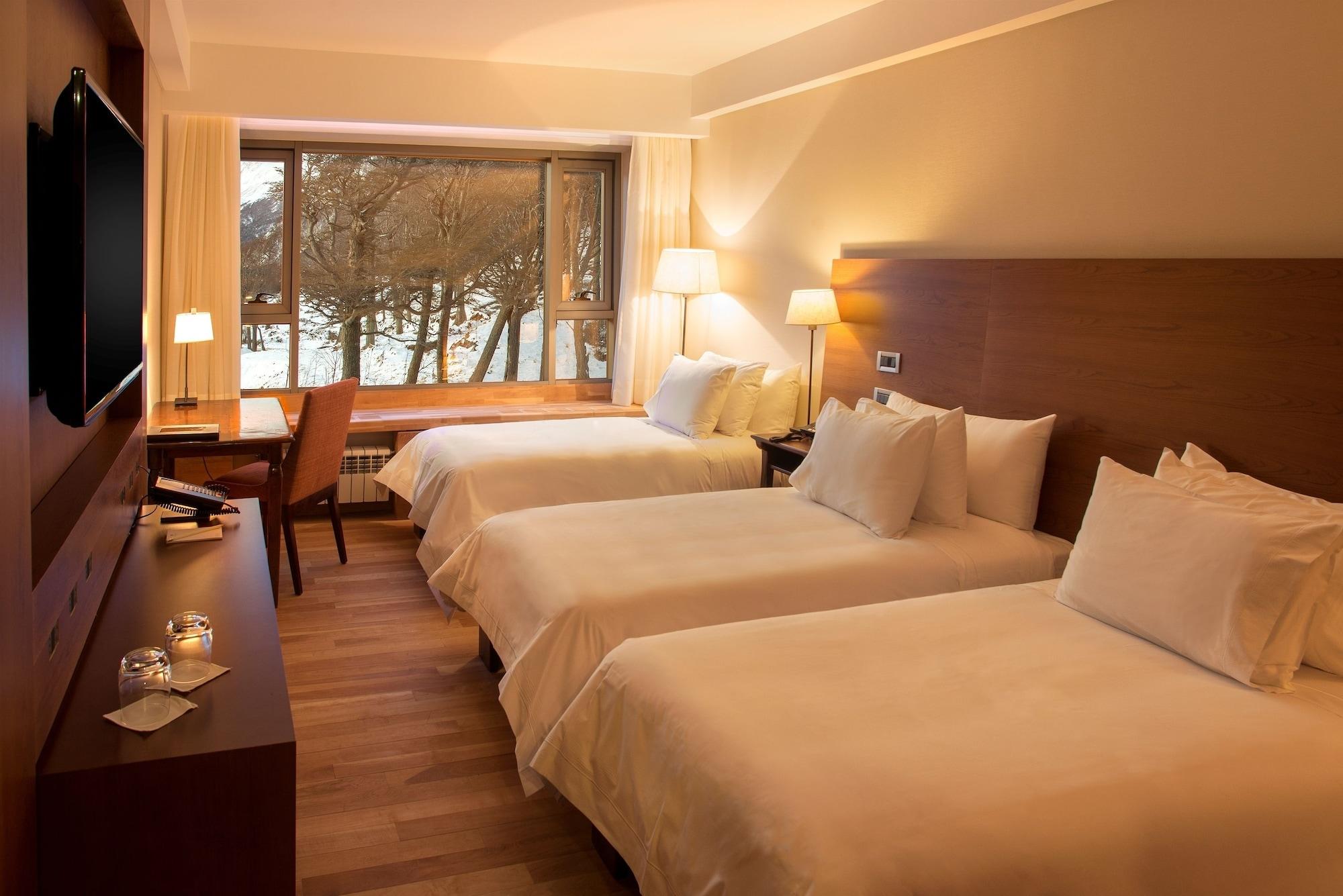 Arakur Ushuaia Resort & Spa Εξωτερικό φωτογραφία A room at the Hotel Nobile