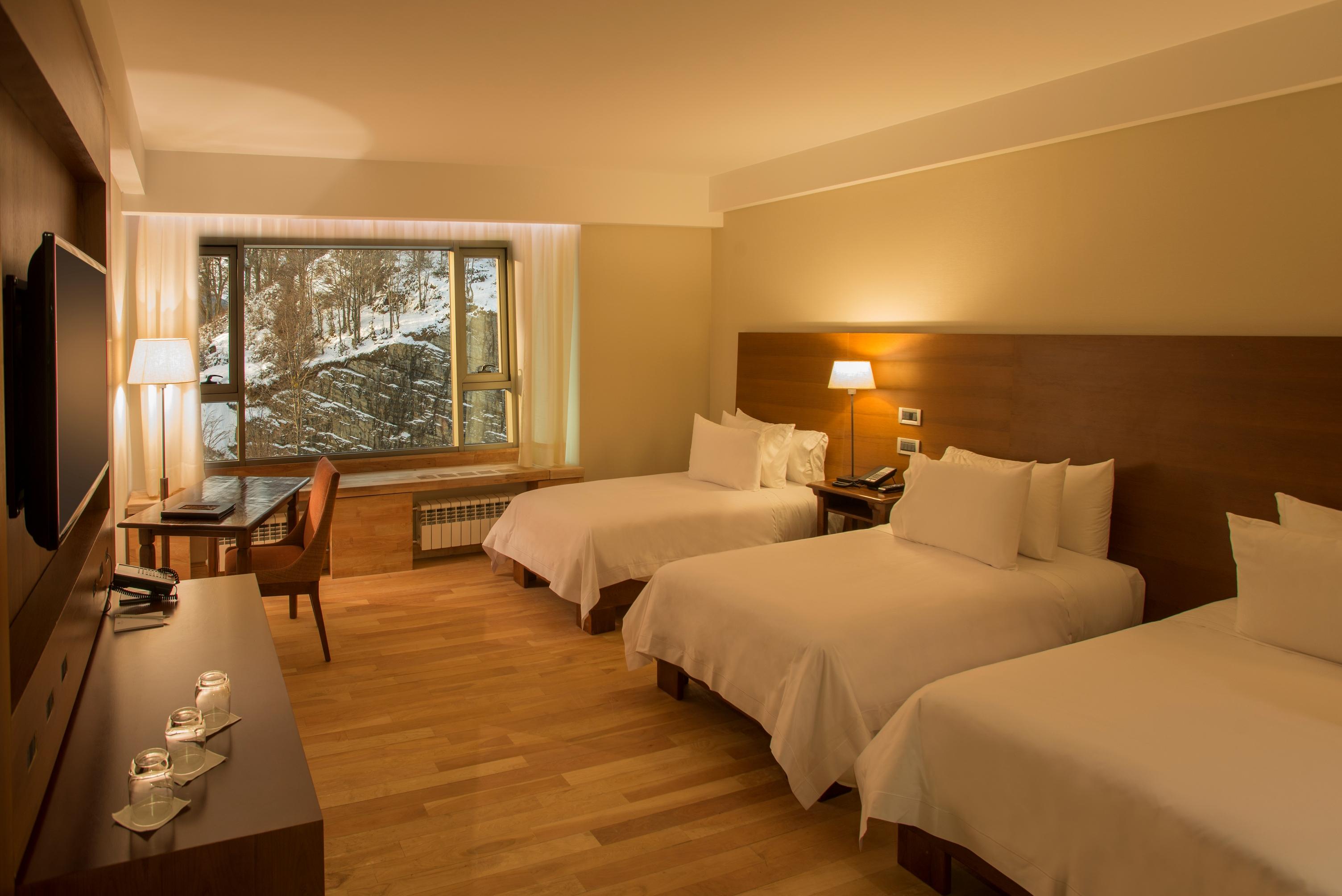 Arakur Ushuaia Resort & Spa Εξωτερικό φωτογραφία A room at the Four Seasons Hotel in Whistler, British Columbia, Canada