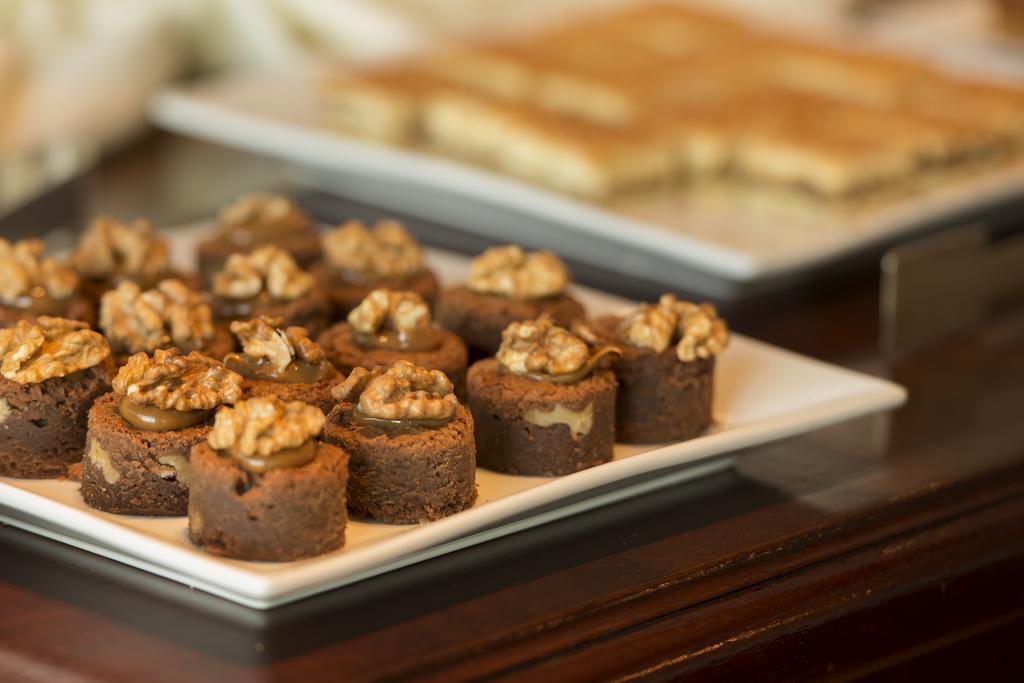 Arakur Ushuaia Resort & Spa Εξωτερικό φωτογραφία Walnut baklava