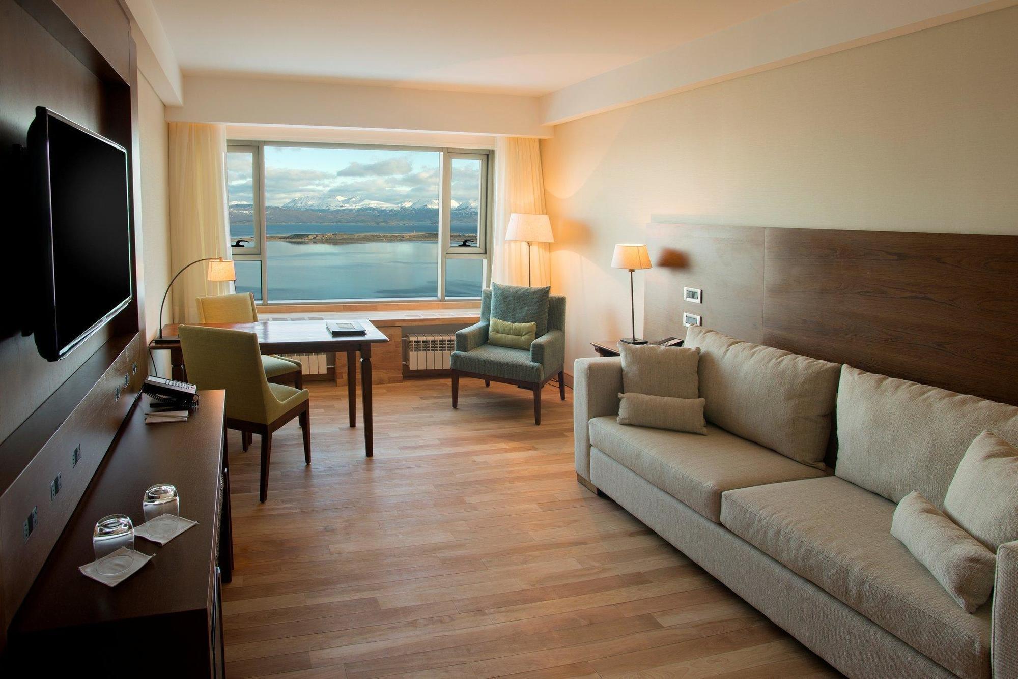 Arakur Ushuaia Resort & Spa Εξωτερικό φωτογραφία A room at the hotel